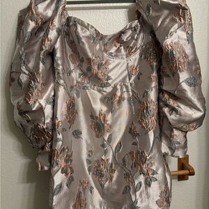 Metallic Rose Floral Puff-Sleeve Women's Top